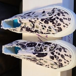 Blowfish Malibu..Play Vegan Sneakers...7